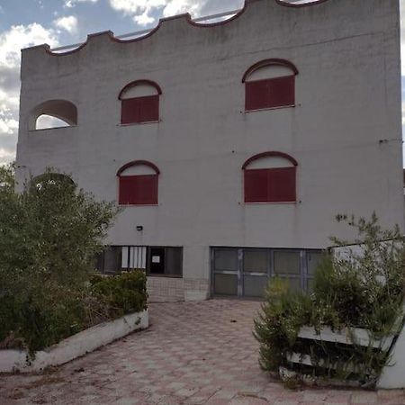 Appartamento In Villa Con Pineta Leporano Esterno foto